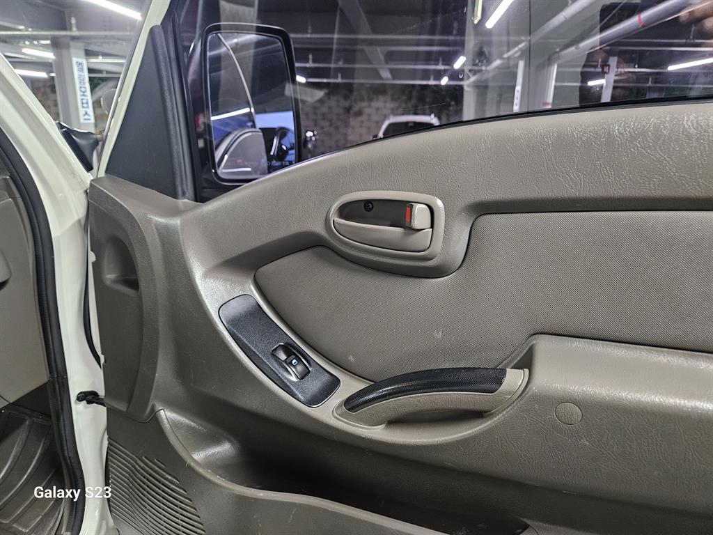 Small Truck Cargo (small) 2019 Blanco - Importación desde Corea - HF Imports Iquique - Foto 13