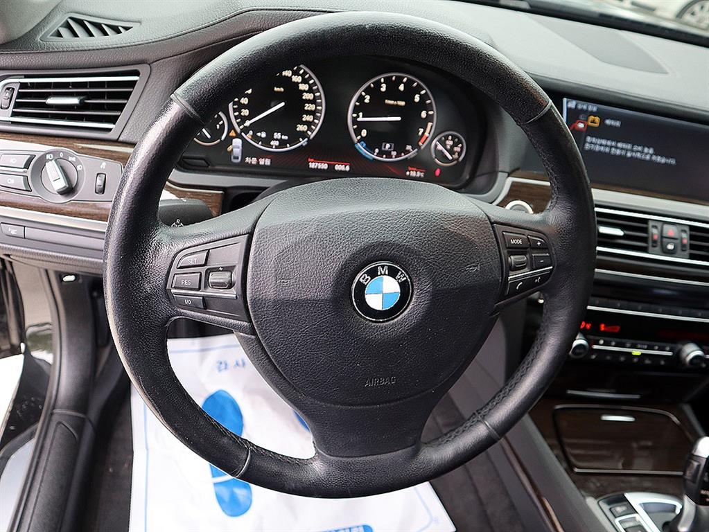 BMW 7 Series 2011 Negro - Importación desde Corea - HF Imports Iquique - Foto 8