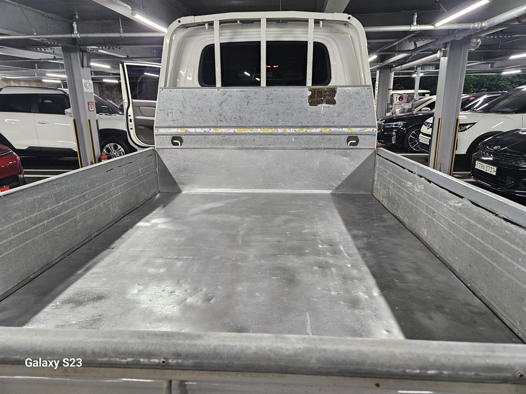Small Truck Cargo (small) - Vista 7