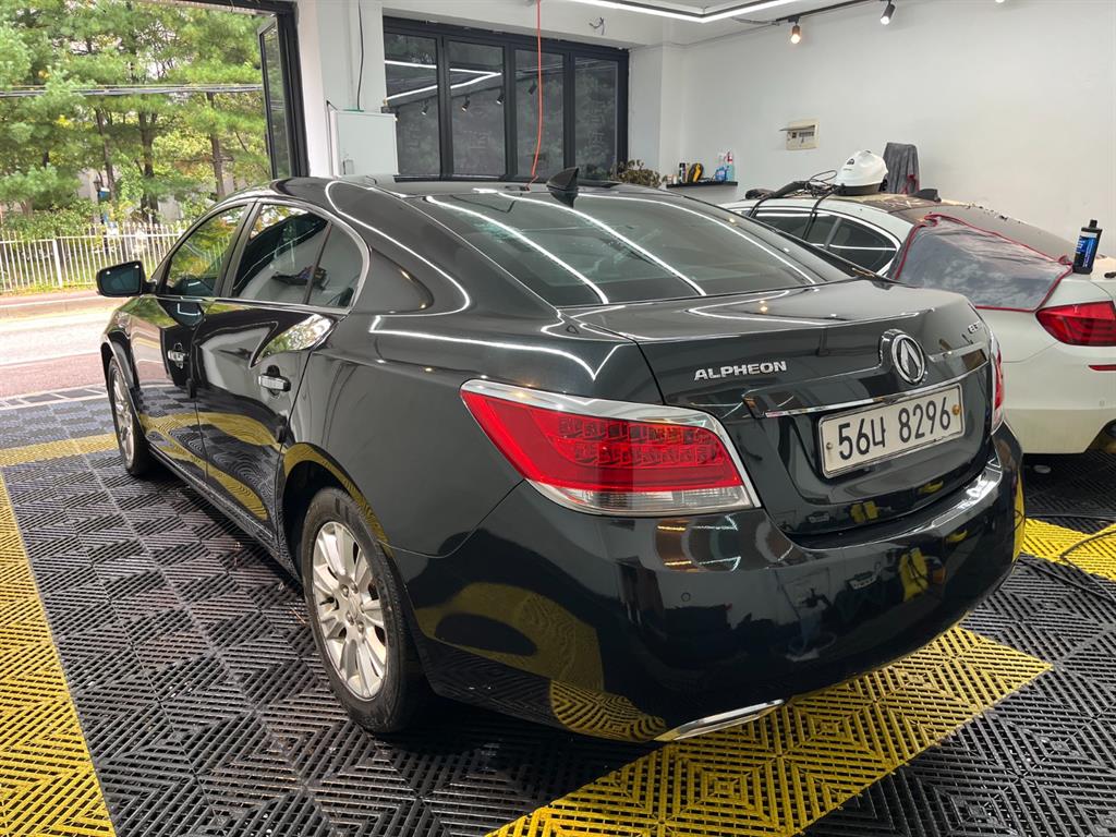 DAEWOO Alpheon - Vista 5