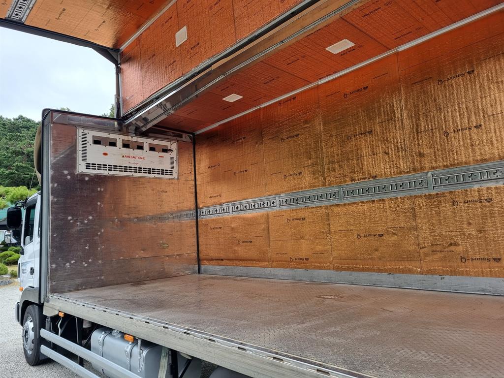 medium and large cargo truck 2020 Blanco - Importación desde Corea - HF Imports Iquique - Foto 14