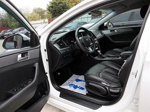 HYUNDAI Sonata - Vista 12