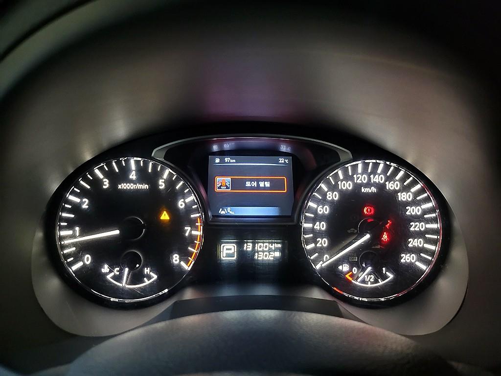 Nissan Altima - Vista 10