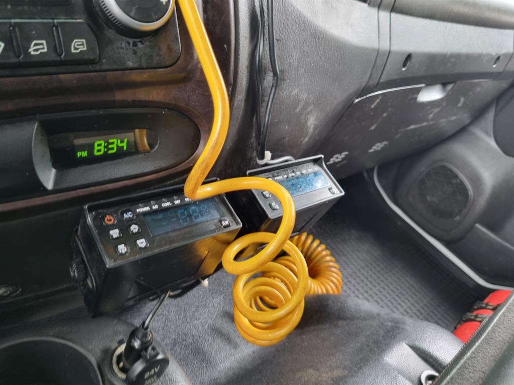 medium and large cargo truck - Vista 7