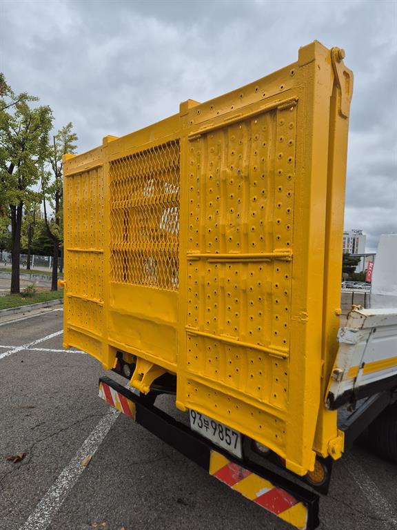 medium and large cargo Lekka - Vista 9