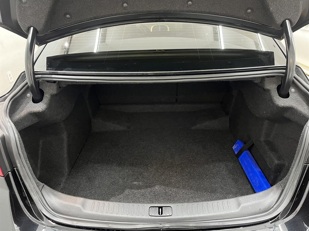 Chevrolet Malibu - Vista 8