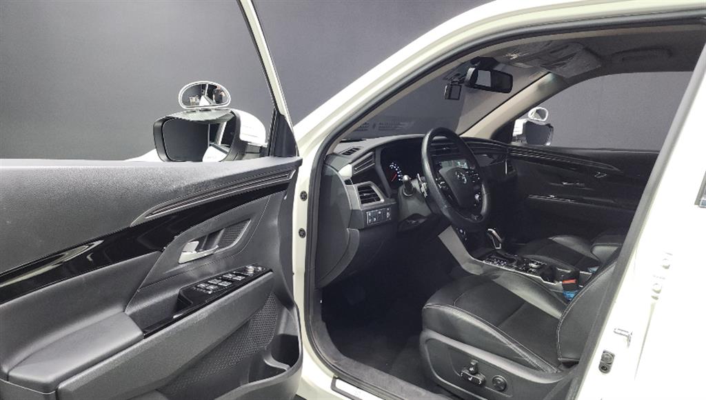Ssangyong Korando - Vista 12