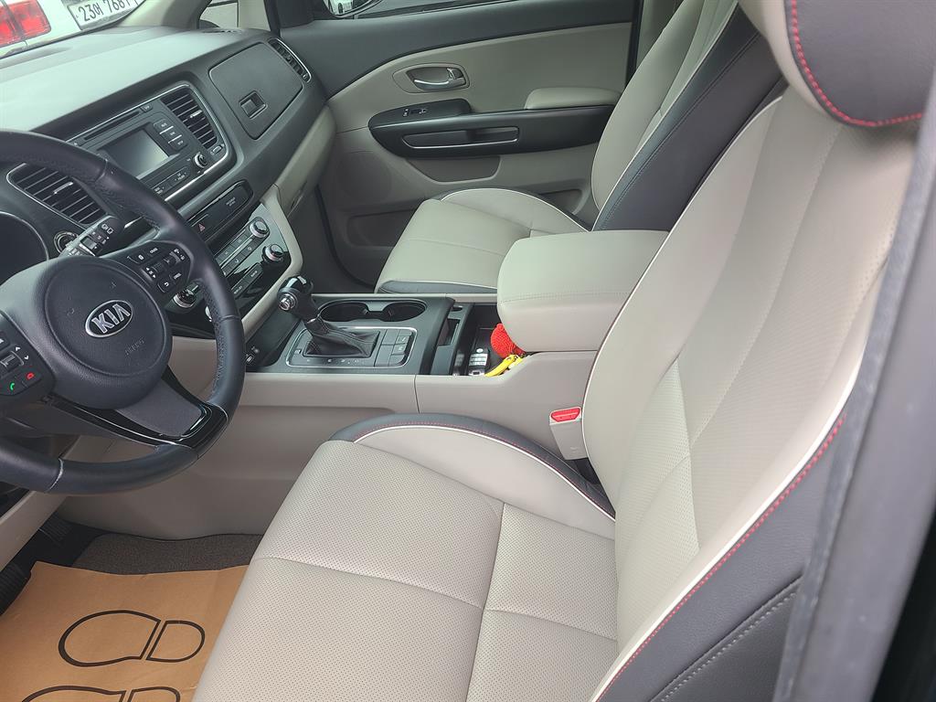 KIA Carnival 2016 Negro - Importación desde Corea - HF Imports Iquique - Foto 13