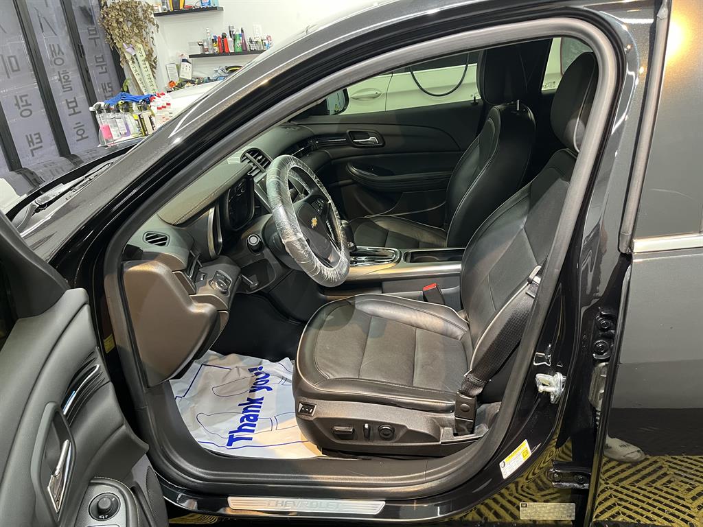 Chevrolet Malibu - Vista 9