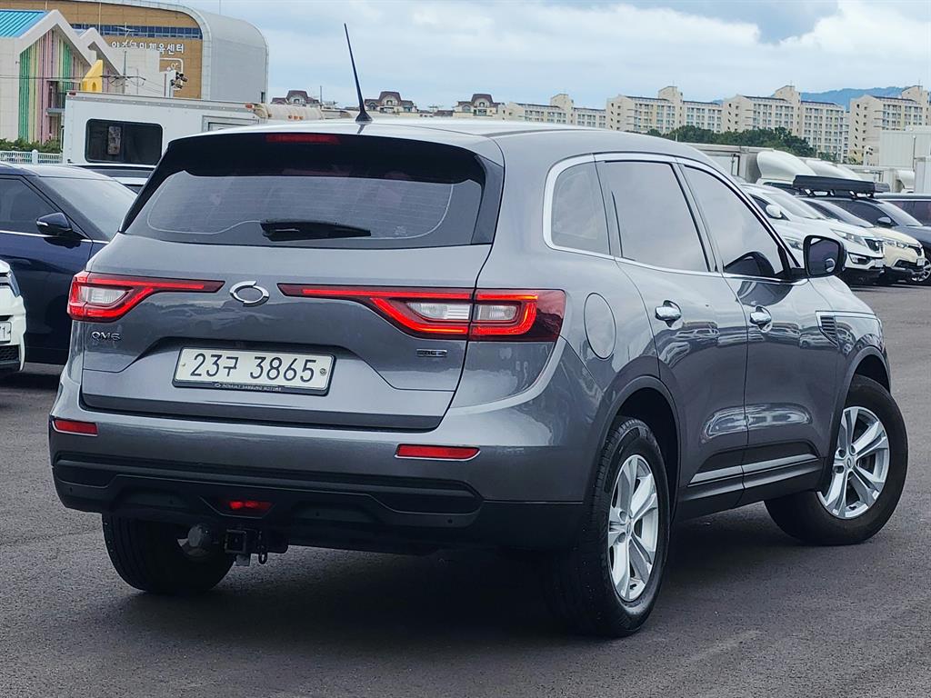 SAMSUNG QM6 - Vista 4