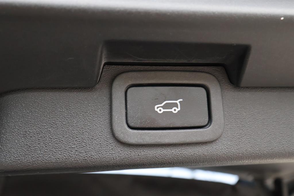 Land Rover Discovery 2018 Blanco - Importación desde Corea - HF Imports Iquique - Foto 9