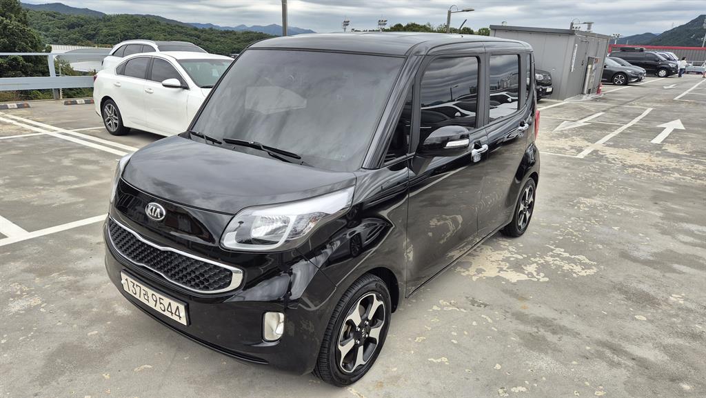KIA Ray 2017 Negro - Importación desde Corea - HF Imports Iquique - Foto 18