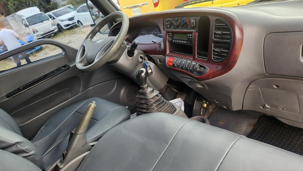 medium and large cargo Cargo 2019 Blanco - Importación desde Corea - HF Imports Iquique - Foto 14