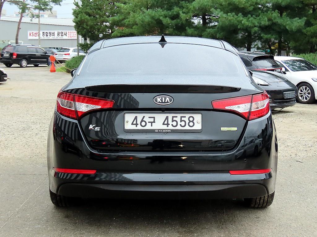 KIA K5 - Vista 4