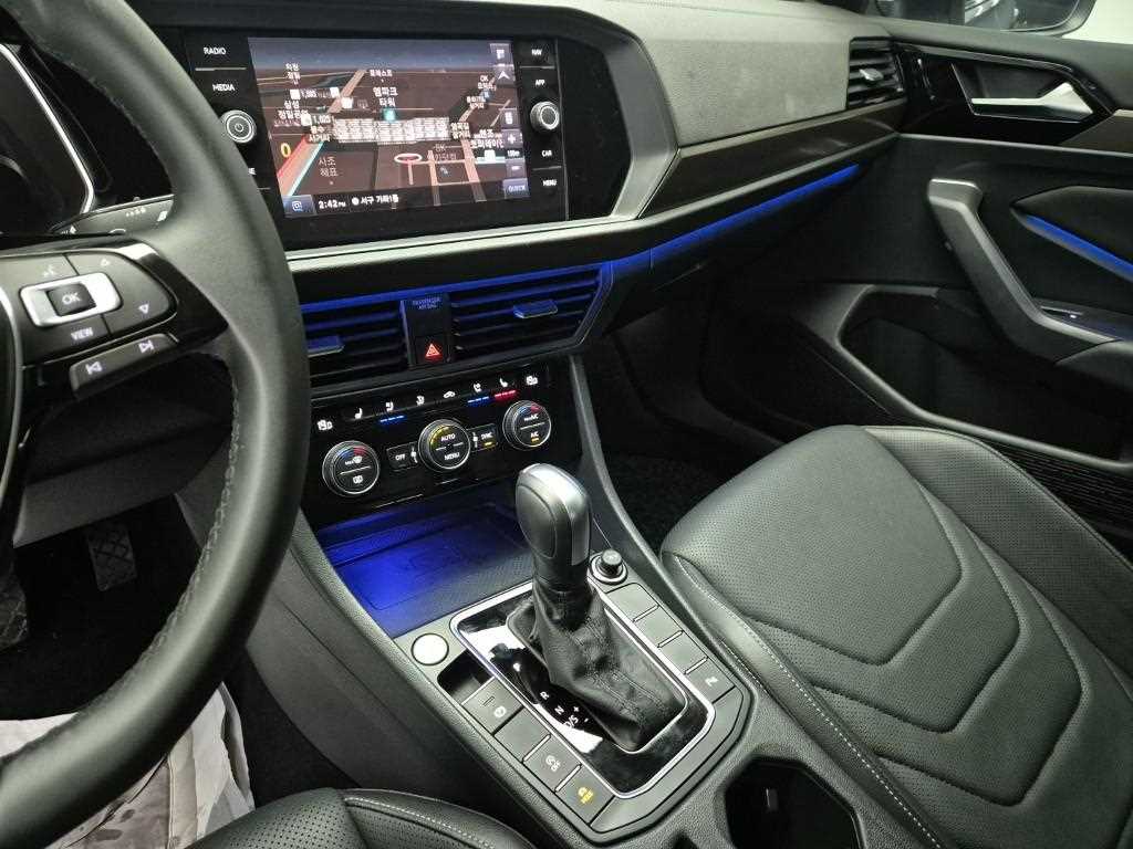 Volkswagen Jetta - Vista 10