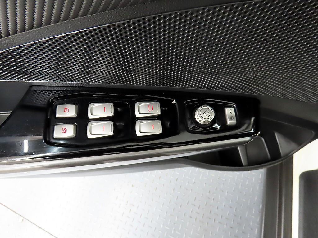 Ssangyong Tivoli - Vista 11