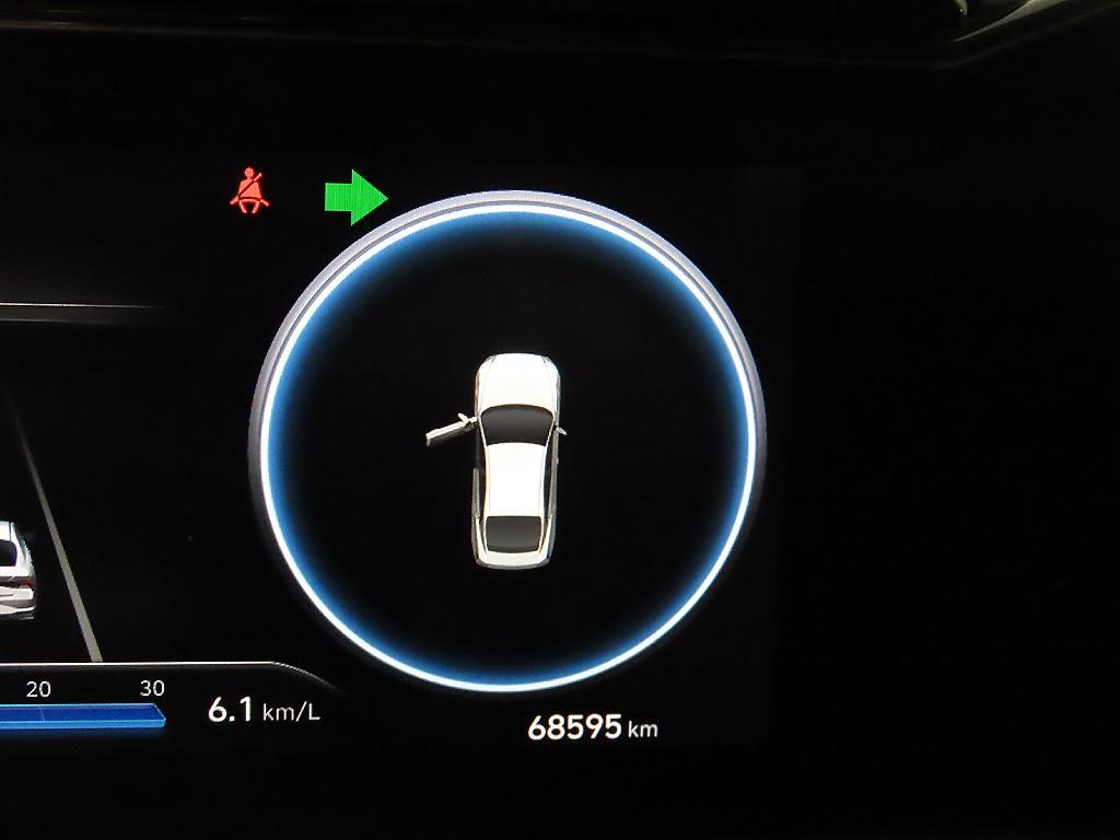 HYUNDAI Avante - Vista 8