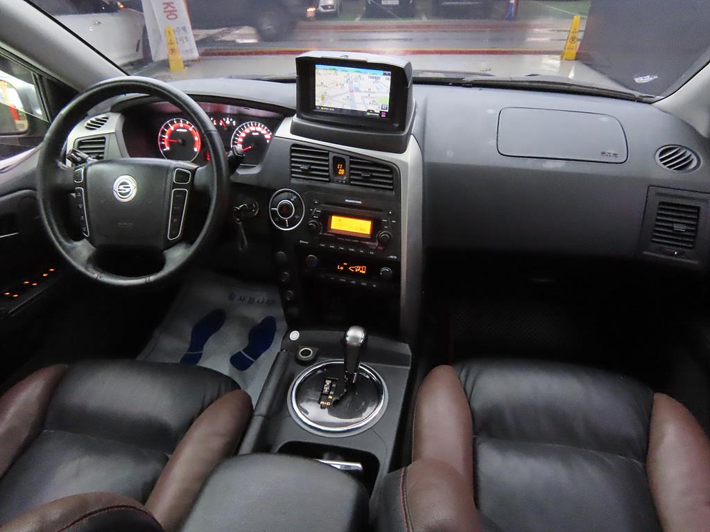 Ssangyong Korando - Vista 5