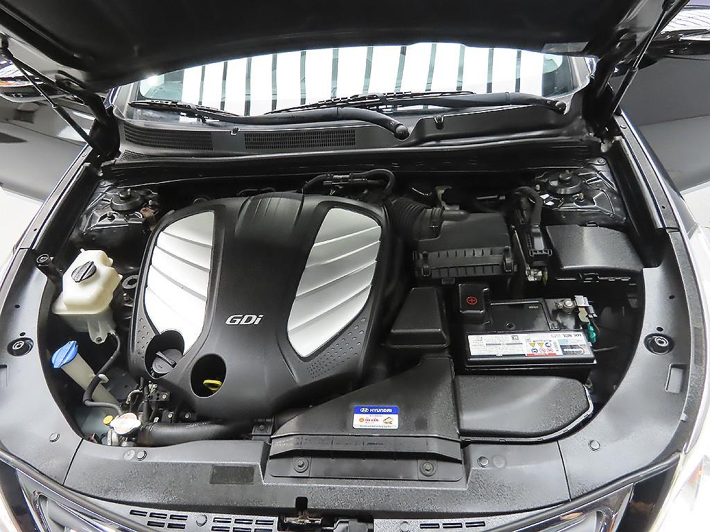 HYUNDAI Grandeur 2011 Negro - Importación desde Corea - HF Imports Iquique - Foto 7