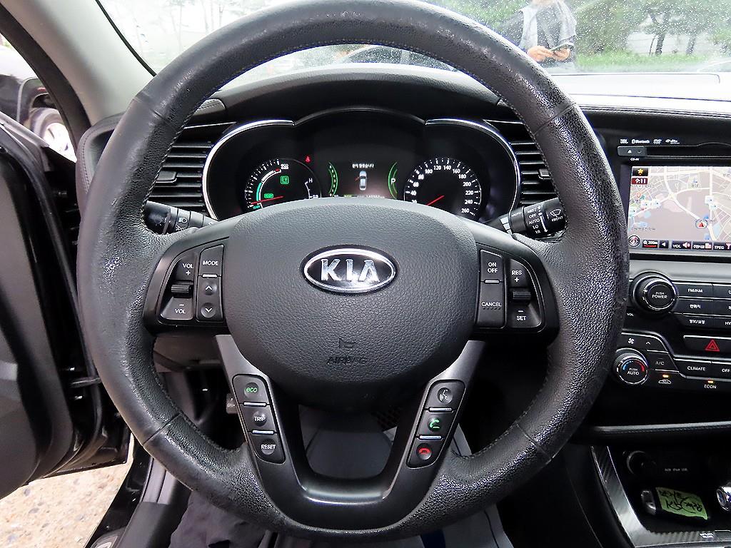 KIA K5 - Vista 8