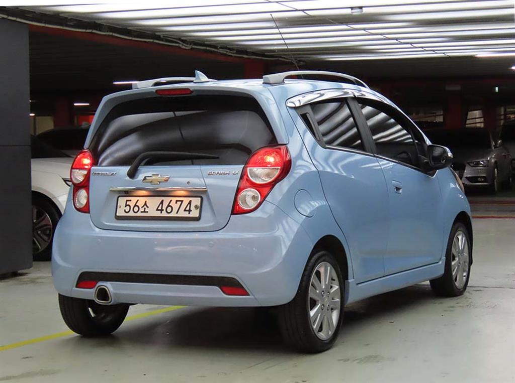 Chevrolet Spark - Vista 4