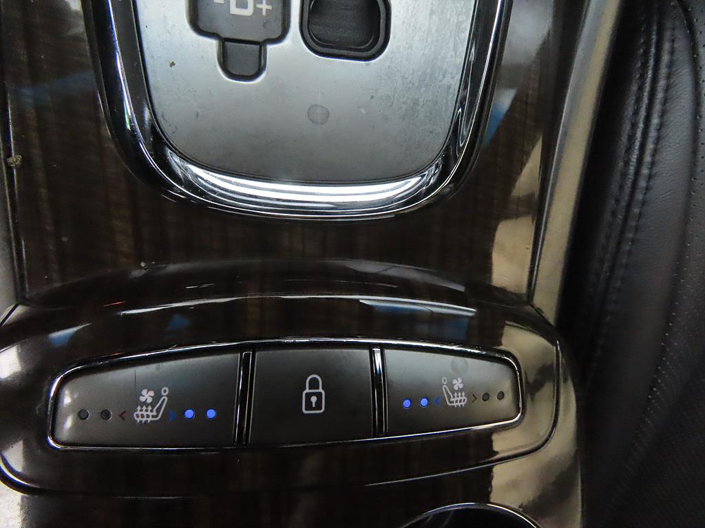 Ssangyong Chairman 2012 Negro - Importación desde Corea - HF Imports Iquique - Foto 16