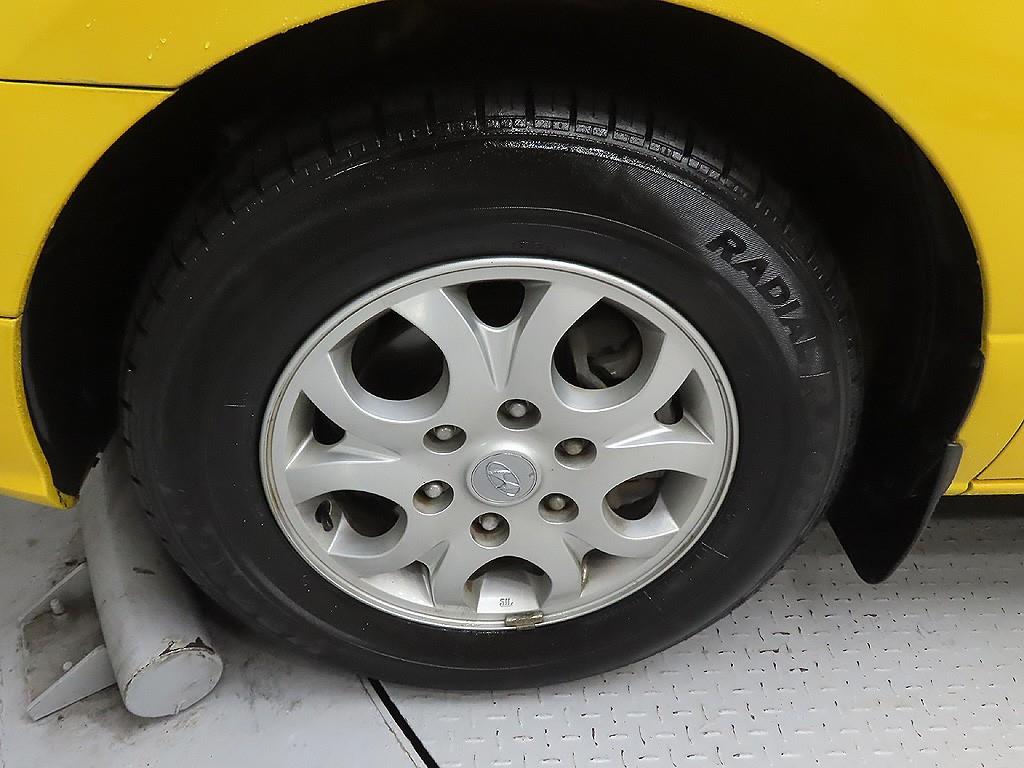 HYUNDAI Starex - Vista 9