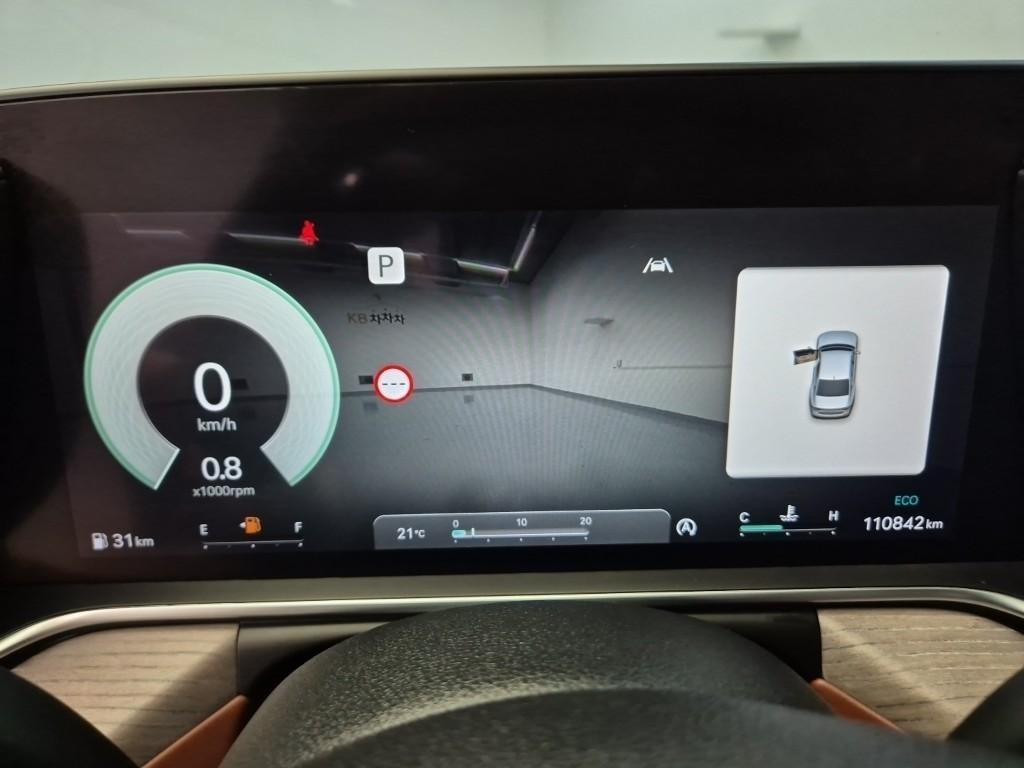 Genesis G90 - Vista 6