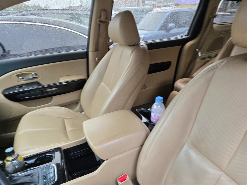 KIA Carnival 2016 Negro - Importación desde Corea - HF Imports Iquique - Foto 15