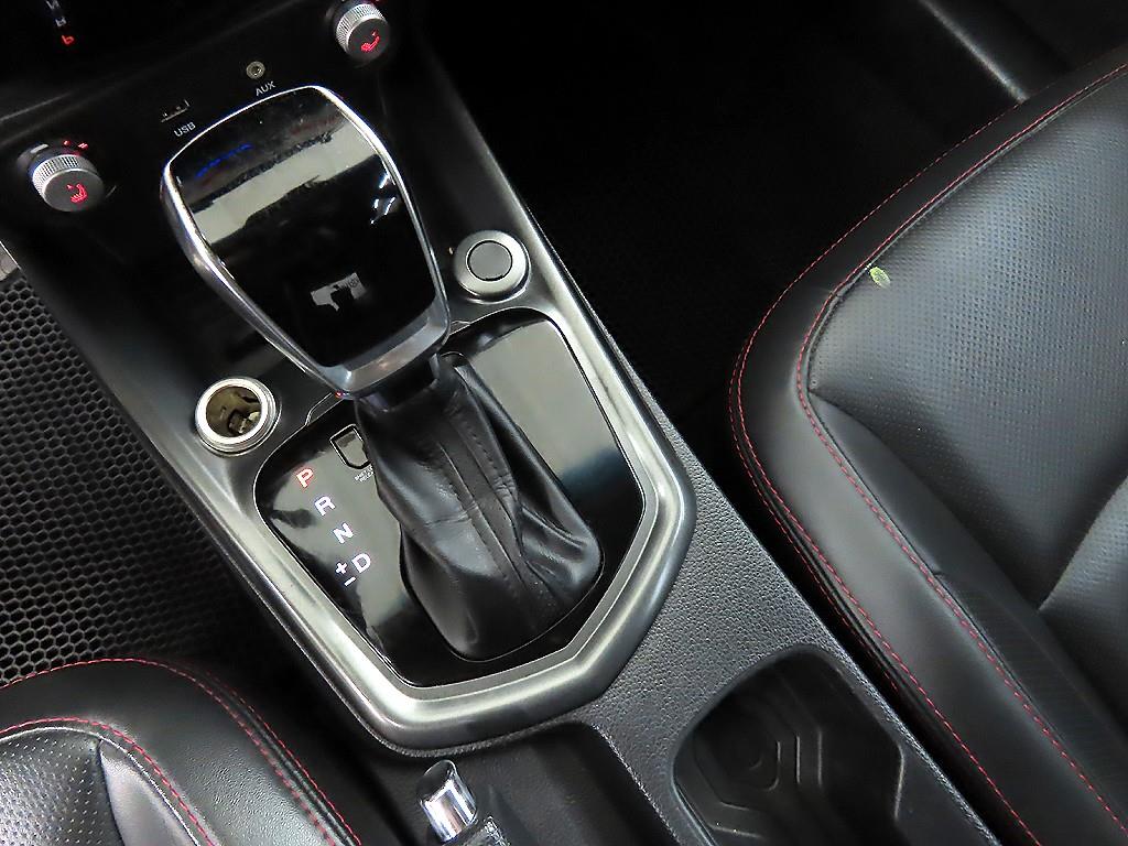 Ssangyong Tivoli - Vista 10