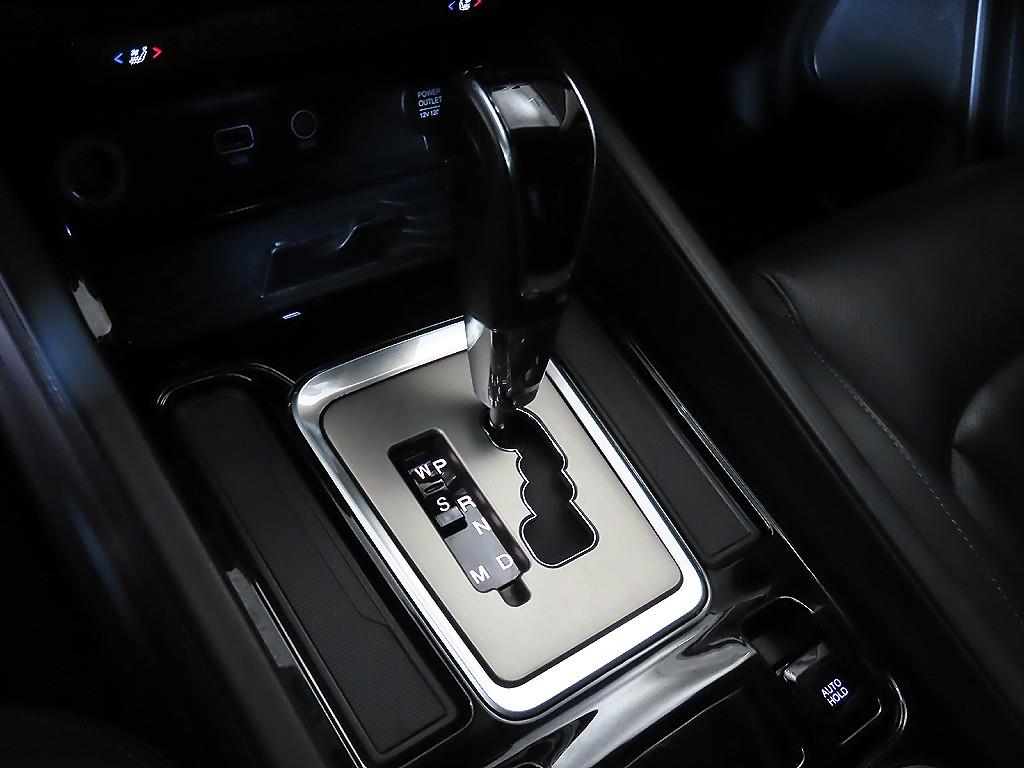 Ssangyong Rexton - Vista 12