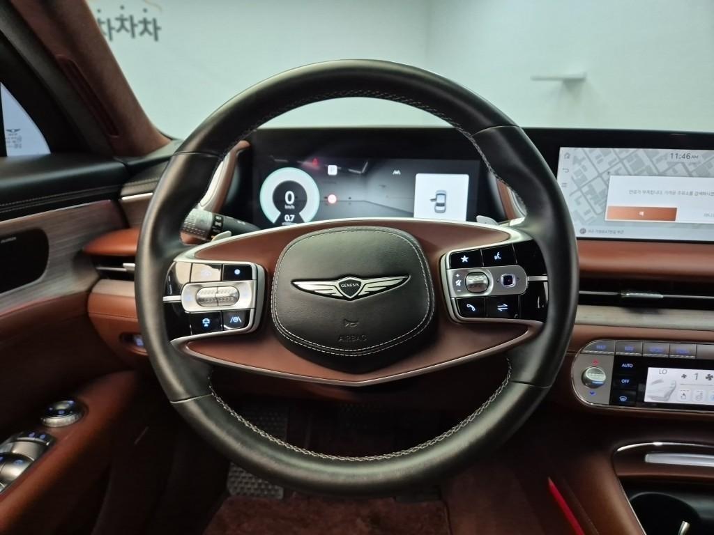 Genesis G90 - Vista 9