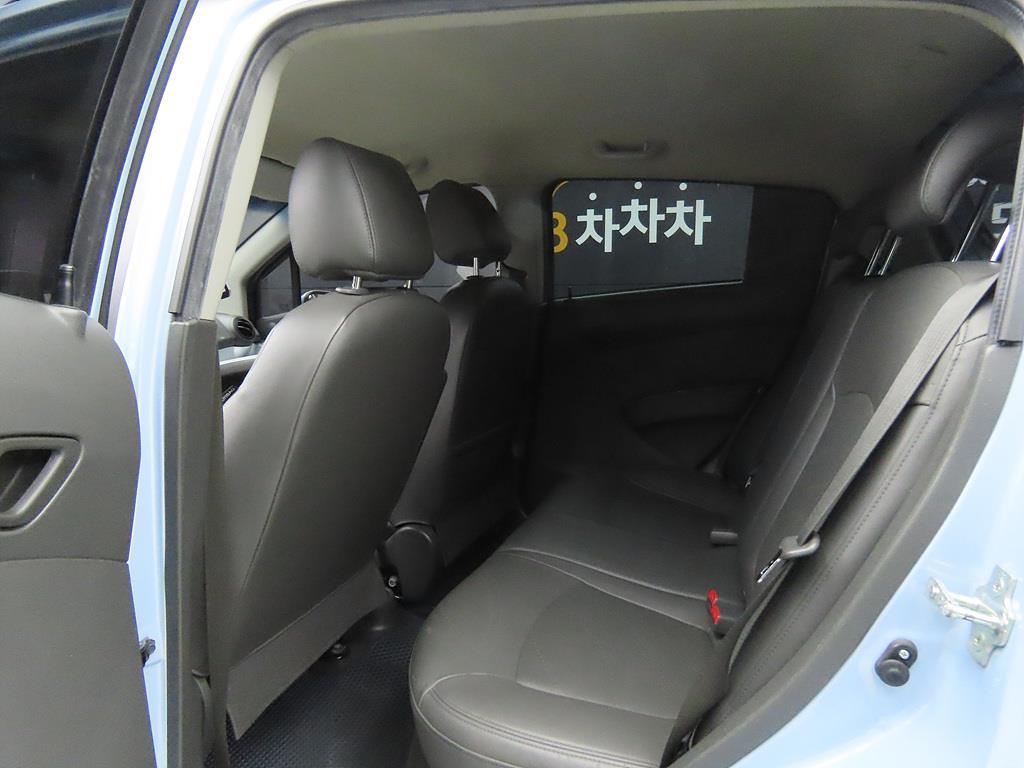 Chevrolet Spark - Vista 6