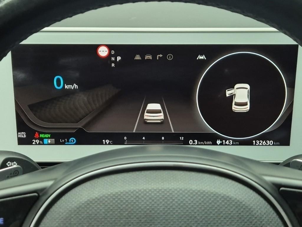 HYUNDAI Ioniq 5 - Vista 6