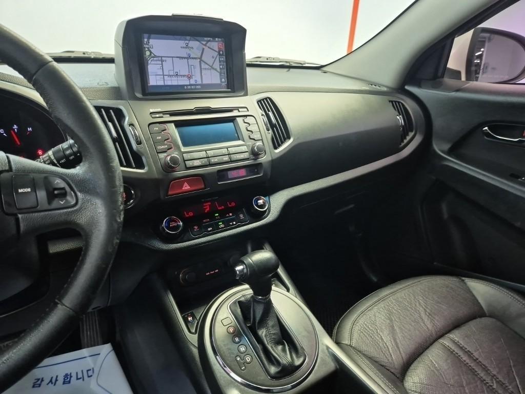 KIA Sportage - Vista 8