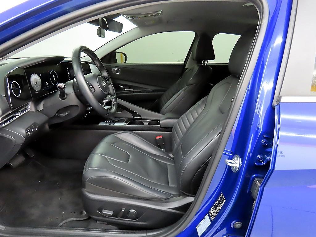 HYUNDAI Avante - Vista 5