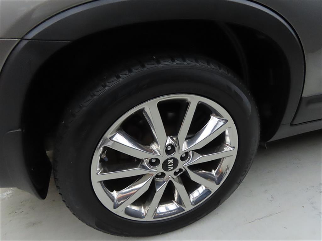 KIA Sorento 2011 Gris - Importación desde Corea - HF Imports Iquique - Foto 20