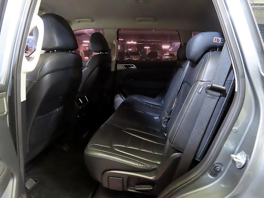 Ssangyong Rexton - Vista 7