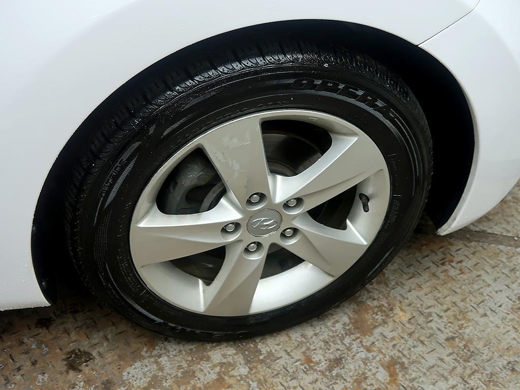 HYUNDAI Avante 2012 Blanco - Importación desde Corea - HF Imports Iquique - Foto 8