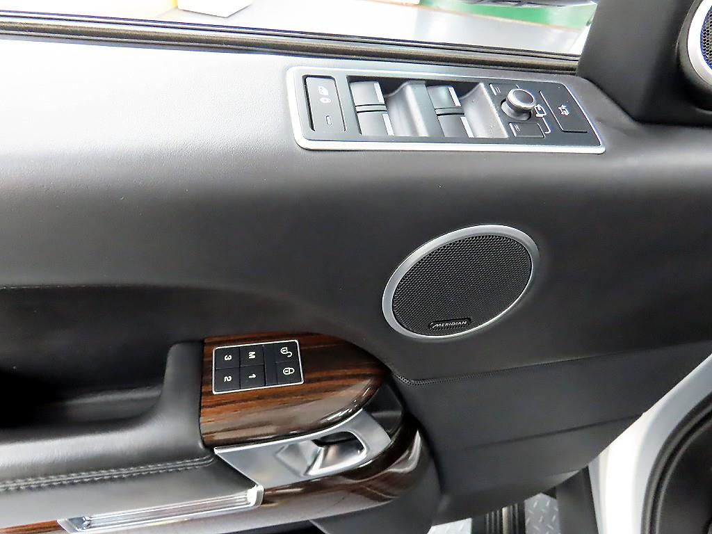 Land Rover Range Rover - Vista 11