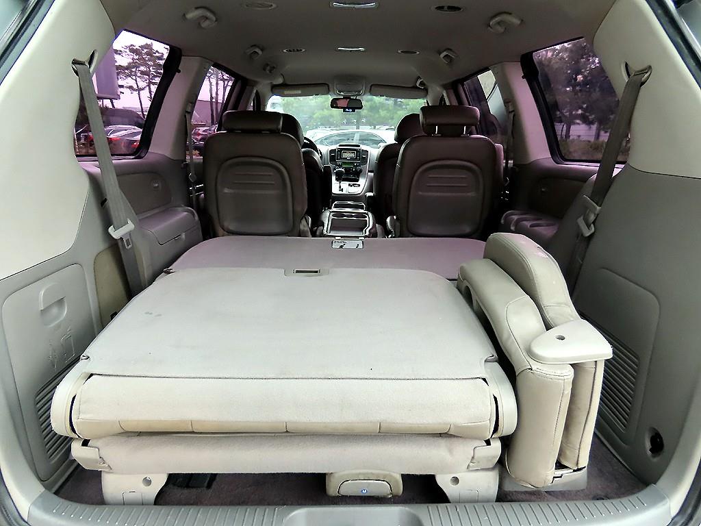 KIA Carnival 2012 Plateado - Importación desde Corea - HF Imports Iquique - Foto 16