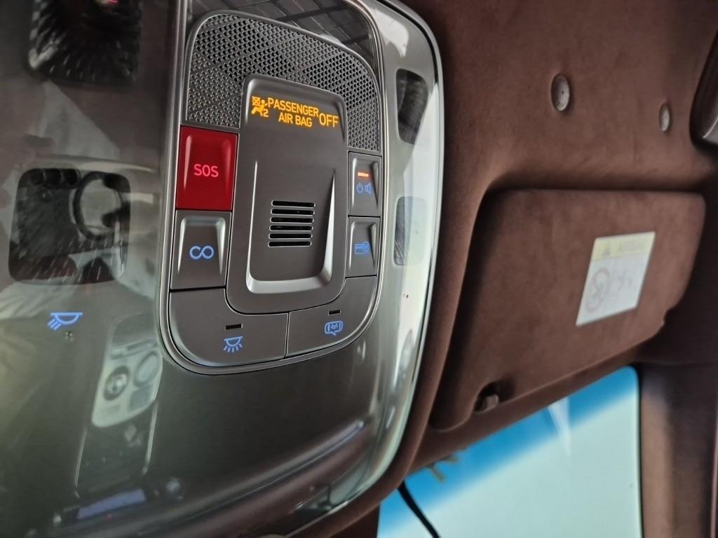 Genesis G90 2022 Negro - Importación desde Corea - HF Imports Iquique - Foto 17