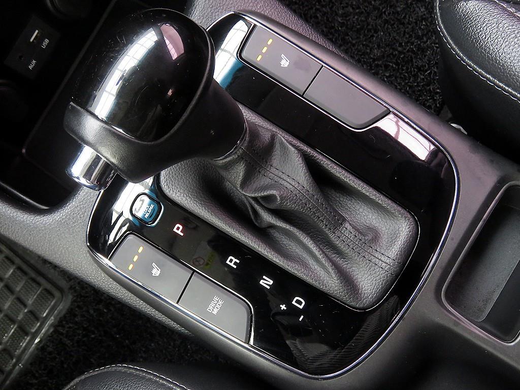 KIA K3 2016 Blanco - Importación desde Corea - HF Imports Iquique - Foto 13