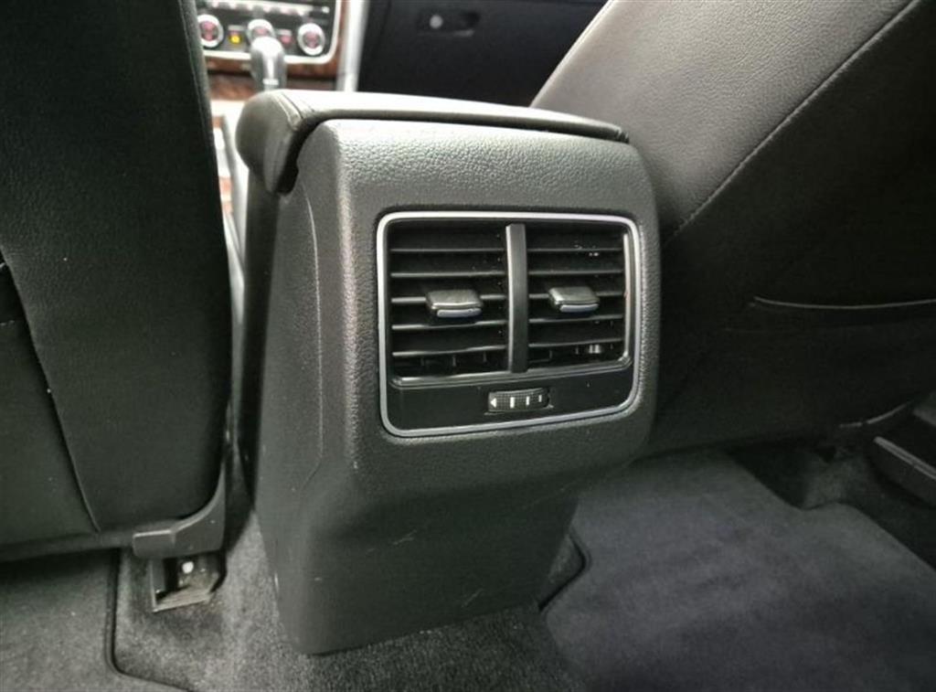 Volkswagen Passat 2013 Plateado - Importación desde Corea - HF Imports Iquique - Foto 17