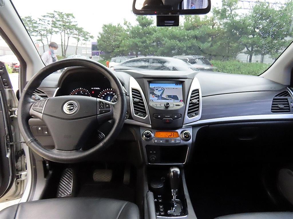 Ssangyong Korando - Vista 7