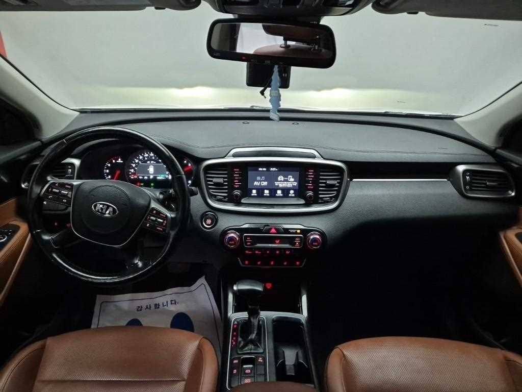 KIA Sorento - Vista 7