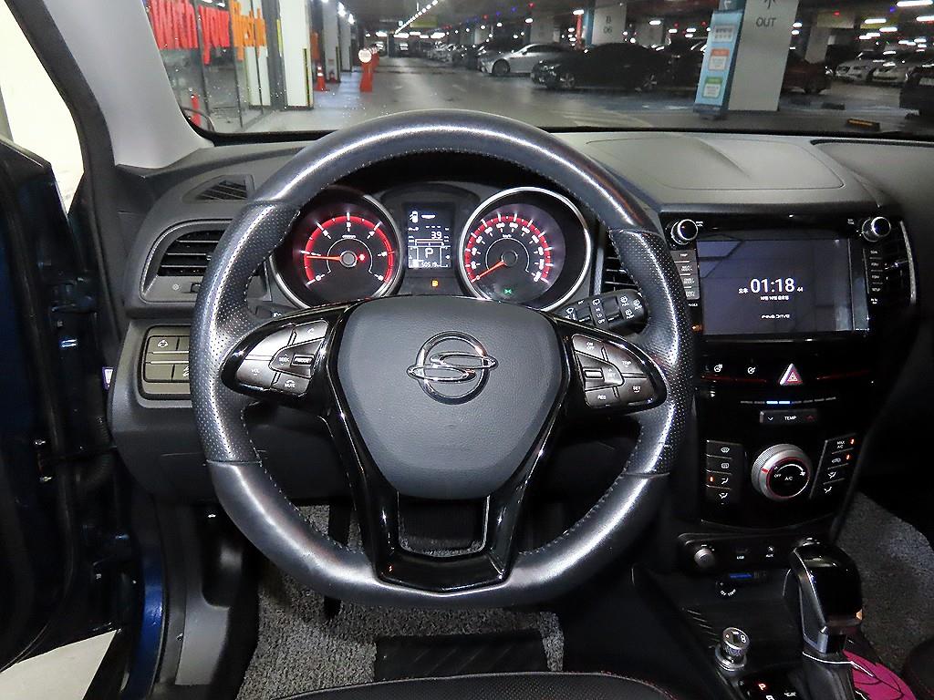 Ssangyong Tivoli - Vista 8