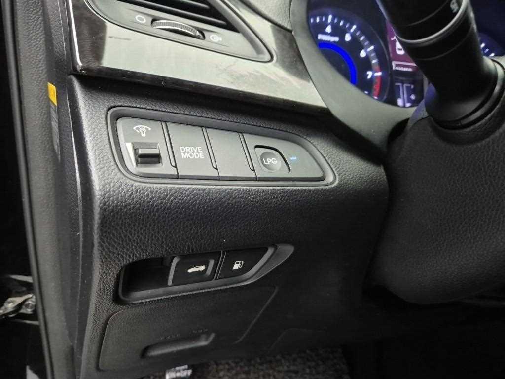 HYUNDAI Grandeur 2013 Negro - Importación desde Corea - HF Imports Iquique - Foto 17