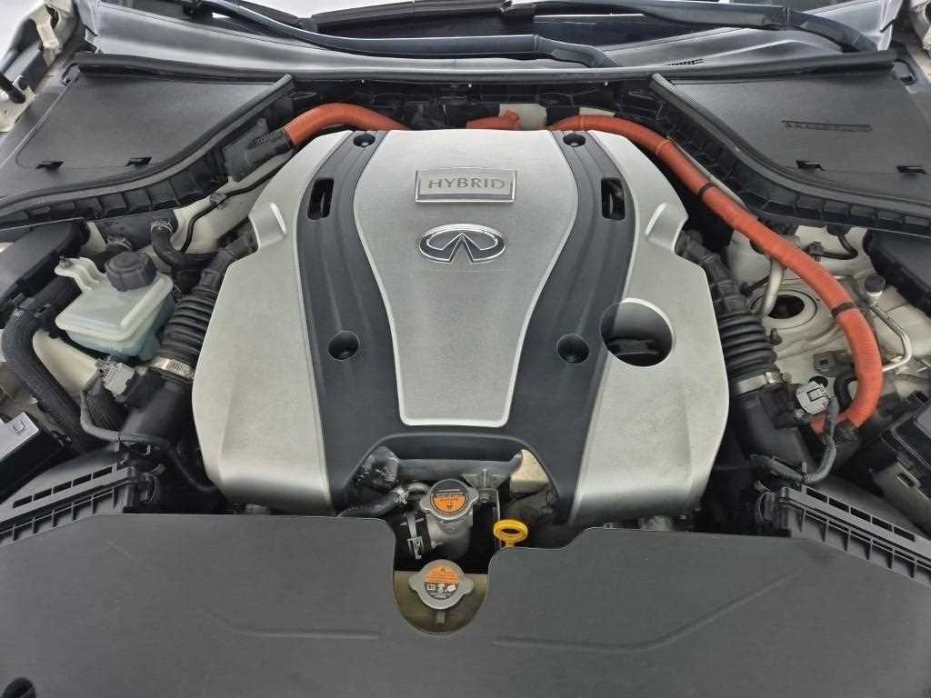 Infiniti Q - Vista 5