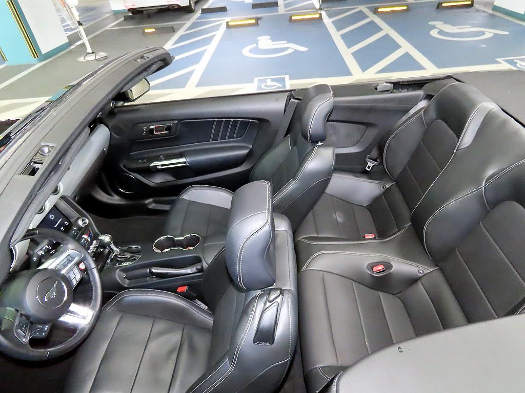 Ford Mustang - Vista 8